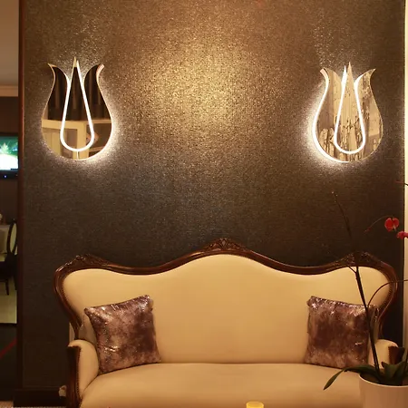 Tria Elegance 4*
