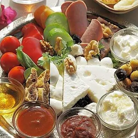 Tria Elegance Istanbul