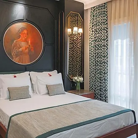 Tria Elegance 4*