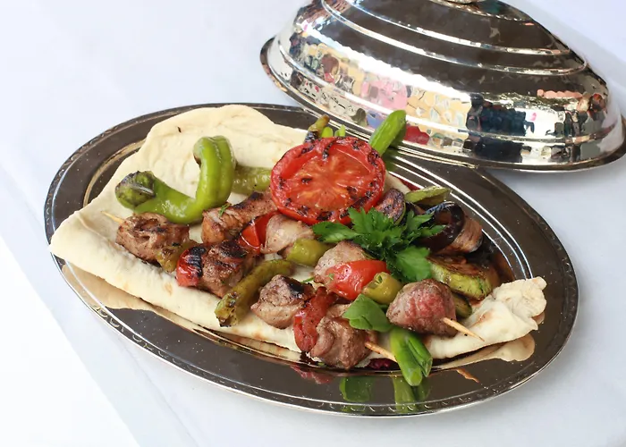 Tria Elegance Ξενοδοχείο 4*