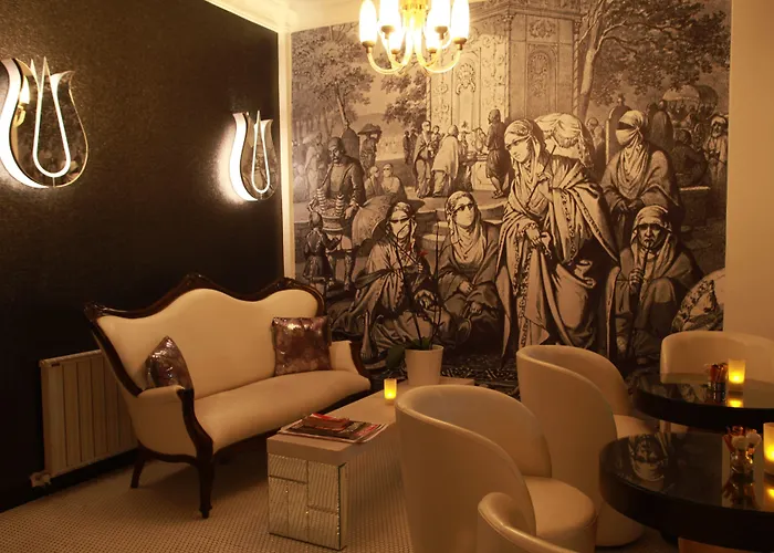 Ξενοδοχείο Tria Elegance 4*