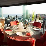 Tria Elegance Hotel